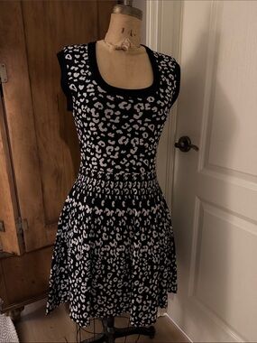 Rebecca Taylor Black & White Leopard Print Fit-and-Flare knit Dress